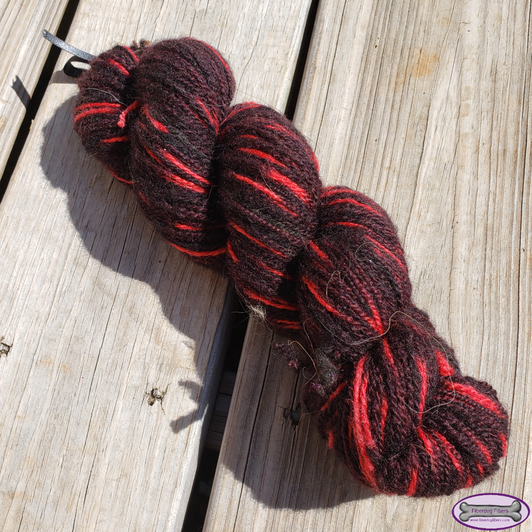 Red Stars - handspun and handdyed wool yarn