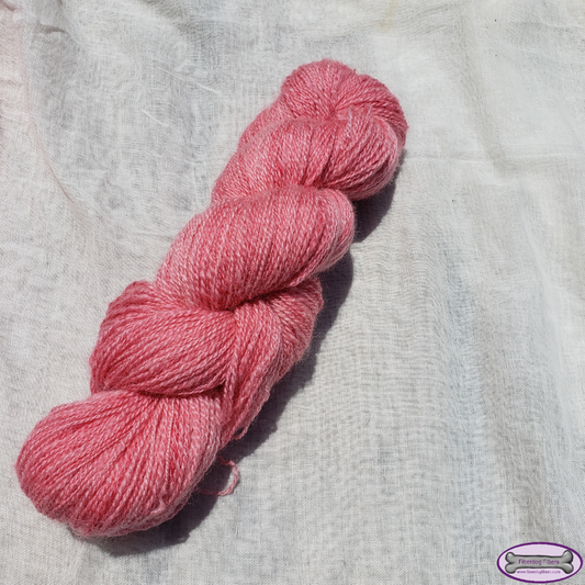 Strawberry ice-cream - handspun and handdyed wool yarn